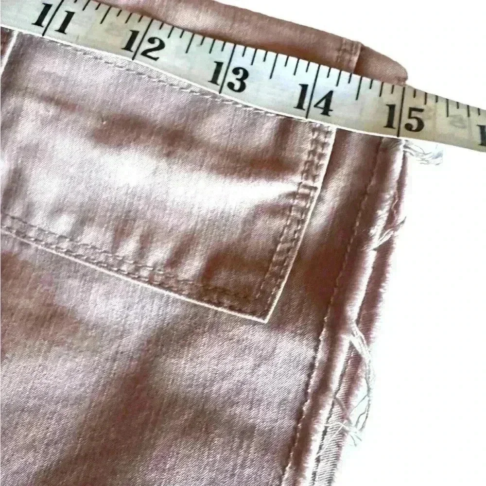 Loft size 2,  30” high waist cargo shorts in a‎ salmon pink. NWOT. - Picture 7 of 9
